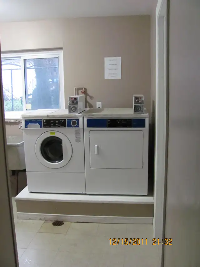 Two Bedroom Apartment - Photo 10