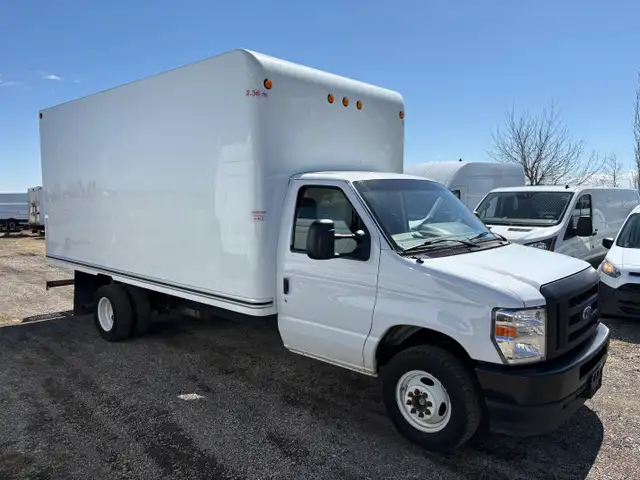 2024 Ford E-450 16' CUBE VAN RAMP MANDOOR 87K CAN LEAse! $AVE - Photo 6