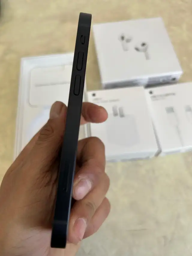 iPhone 12 mini 64gb Airpod/Charger/Delivery - Photo 4