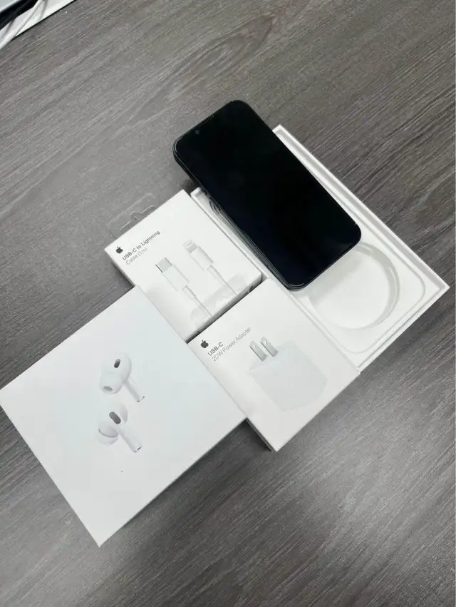 iPhone 13 mini 256gb Airpods/Charger/Delivery