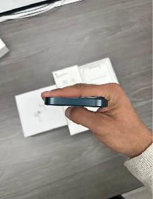 iPhone 13 mini 256gb Airpods/Charger/Delivery - Photo 2