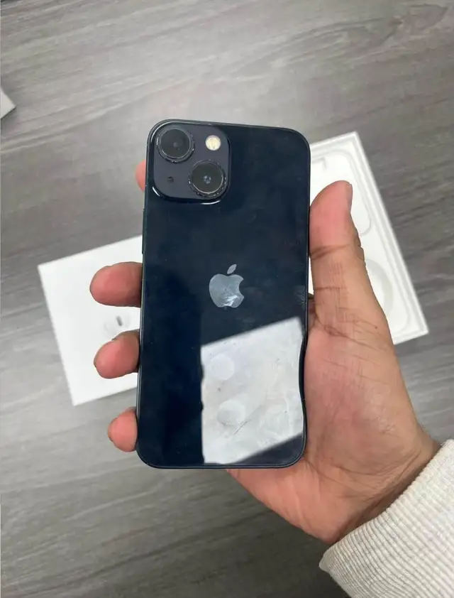 iPhone 13 mini 256gb Airpods/Charger/Delivery - Photo 4