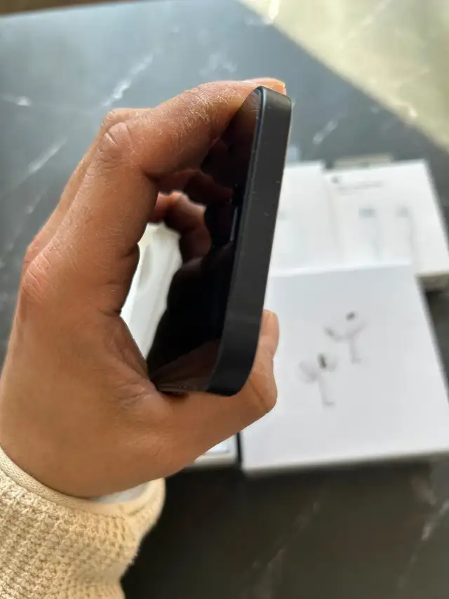 iPhone 12 64gb No Face ID Airpods Pkg/Delivery - Photo 5