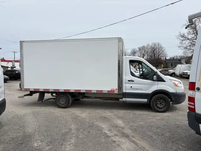 2018 Ford Transit Cutaway T350 à ce Boîte de 14 pi - Photo 7