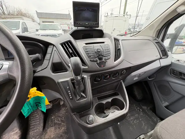 2018 Ford Transit Cutaway T350 à ce Boîte de 14 pi - Photo 17