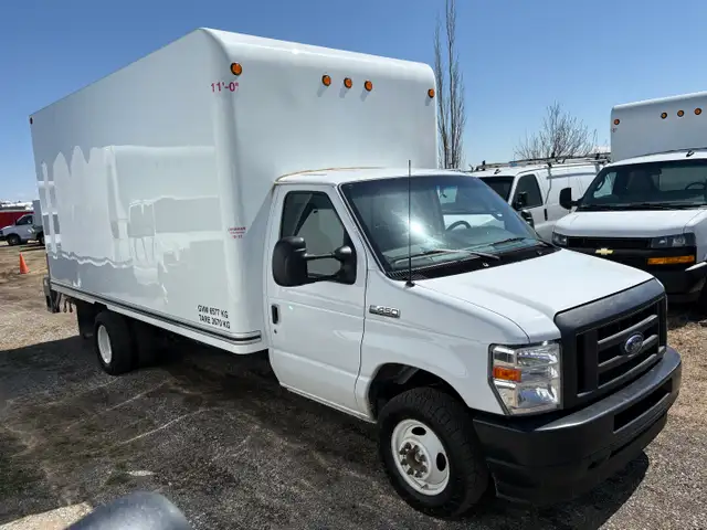 2023 Ford E-450 16' CUBE VAN 'POWER LIFT' CAN LEASE! - Photo 16