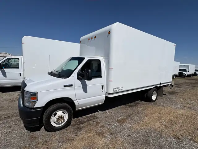2023 Ford E-450 16' CUBE VAN 'POWER LIFT' CAN LEASE! - Photo 18