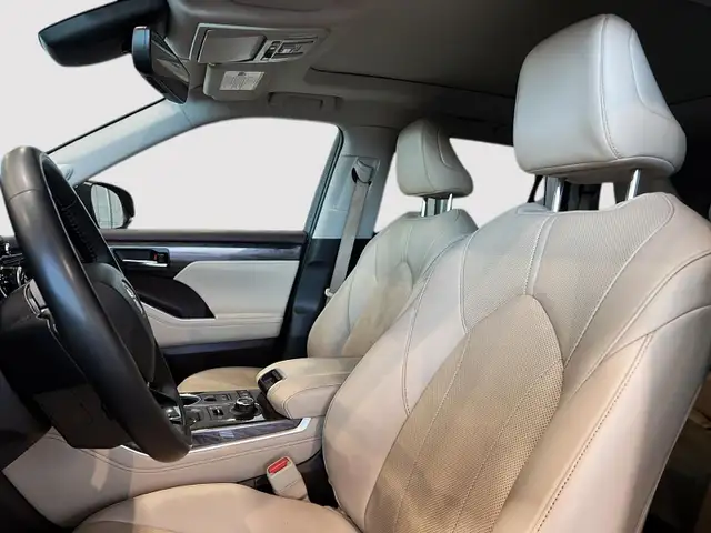 2020 Toyota Highlander Limited AWD One owner! Great value! - Photo 3