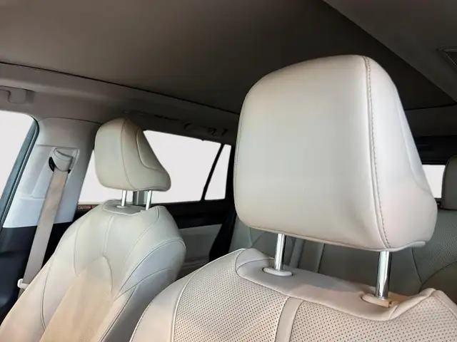 2020 Toyota Highlander Limited AWD One owner! Great value! - Photo 11