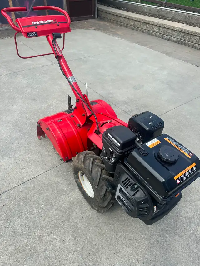 Yard Machines 7 Hp Tiller - Photo 3