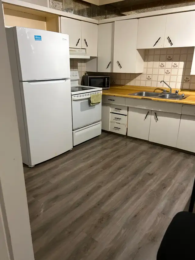 Room For Rent - Photo 3