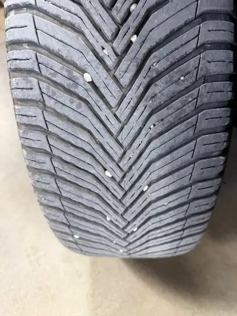 2017 Ford Escape SE / Front Wheel Drive / Heated Seating / r Cam - Photo 18