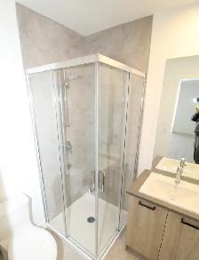 Très  Grand  Condo 5 1/2  à louer - Photo 4