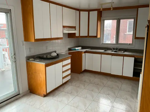 5.5, St. Léonard, 2e étage, grand, peinturé, 1er juillet ou avan - Photo 2