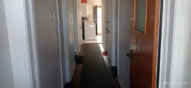 Big room for short term rental, Close metro Monk, All included. - Photo 7