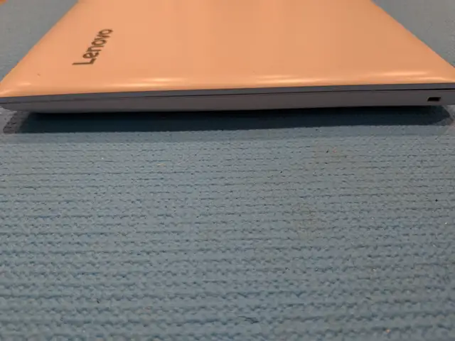 Lenovo Ideapad 330-15ICH i5 8300H 4c/8t with GTX1050 4GB - Photo 3