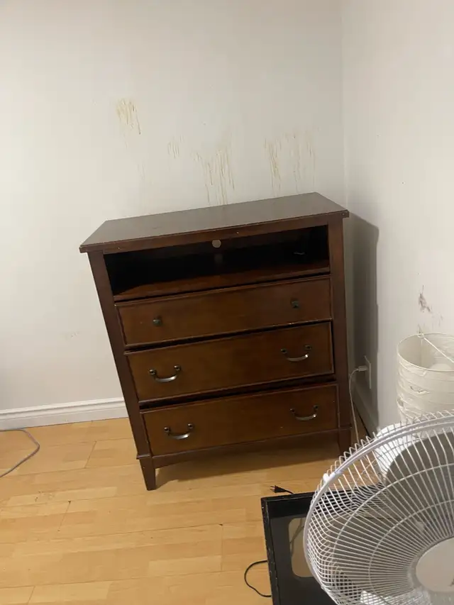 MOving Sale !  free Delivery