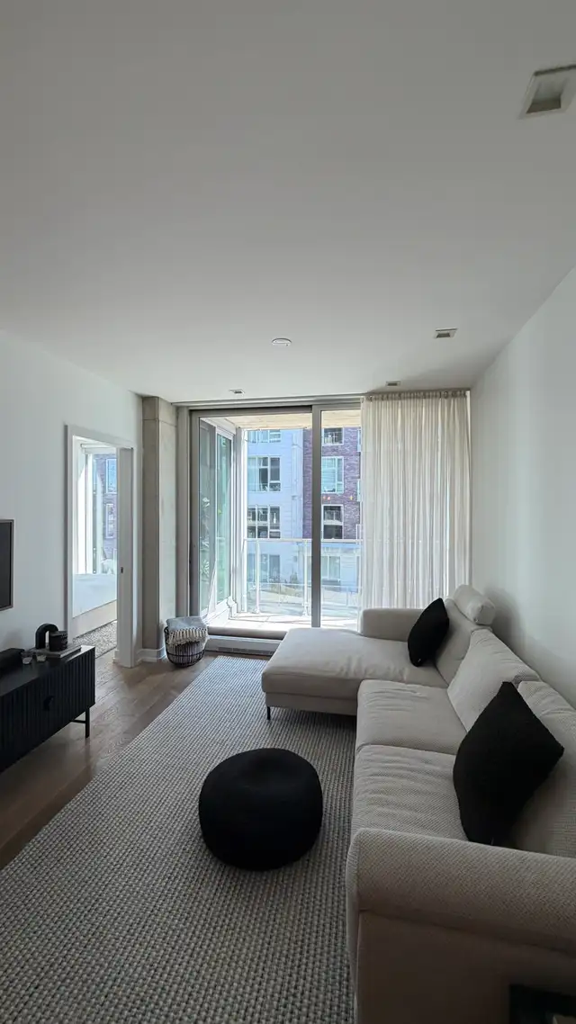 3.1/2 in the Myst ( Pointe St Charle ) - Photo 3