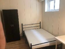 VERY BRIGHT ROOM FULLY RENOVATED NORTH YORK BATHURST/STEELES - Photo 2