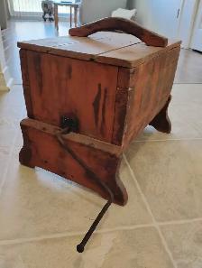 Baratte à beurre antique