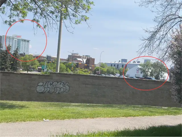 3 min Walk to SAIT - Private front driveway parking for rent - Photo 2