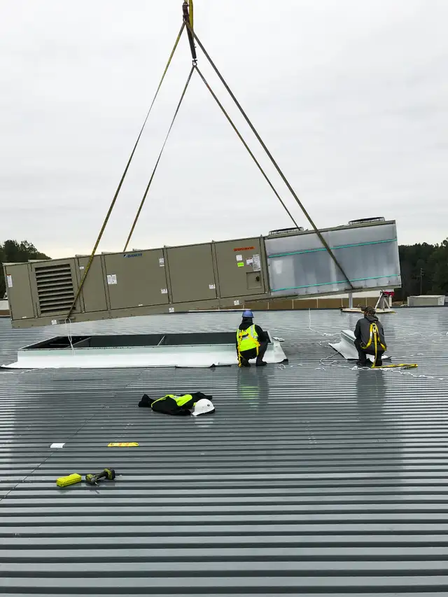 Crane Service - Photo 7