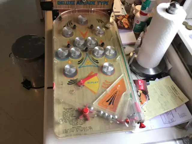 WORKING "MARX" VINTAGE ELECTRIC TABLETOP PINBALL MACHINE - Photo 3