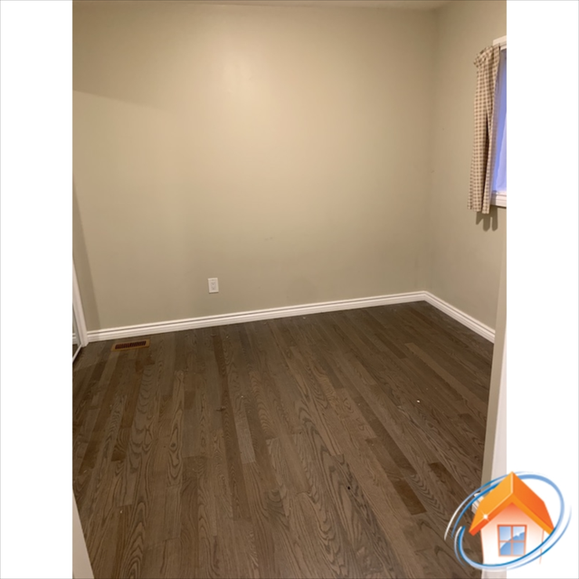 10min walk to McMaster! Reno house for 1 male student rental - Photo 7