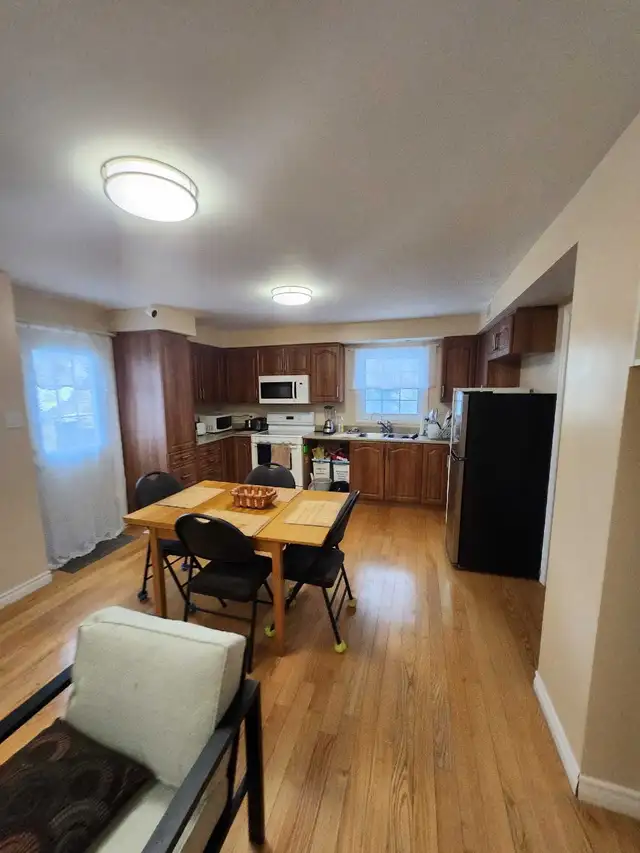 BEDROOM AVAILABLE IN WELLAND - Photo 4