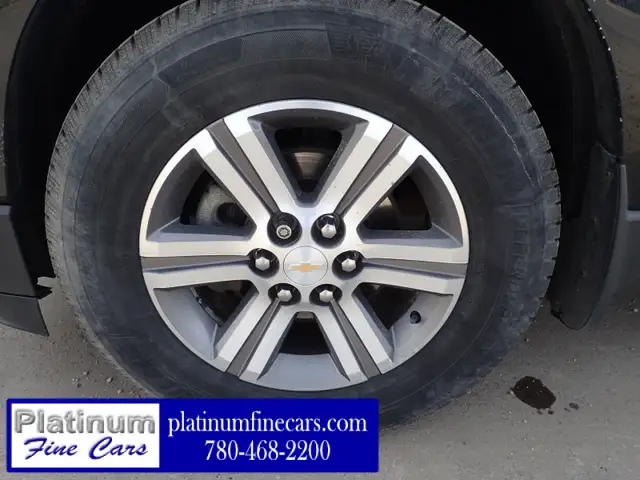 2017 Chevrolet Traverse LT AWD - Photo 10