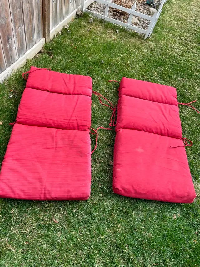 Patio chair cushions - Photo 2