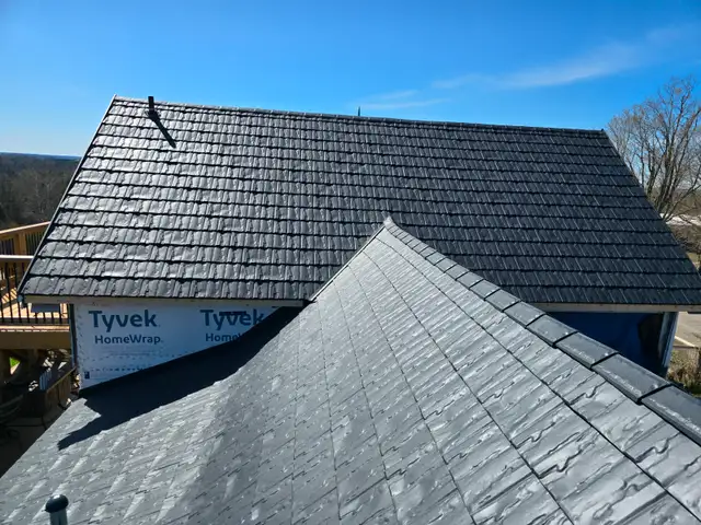 STEEL ROOFING - Photo 7