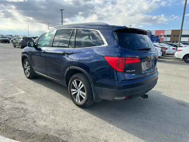 2018 Honda Pilot EX-L RES AWD | DVD Player, Back Cam - Photo 6