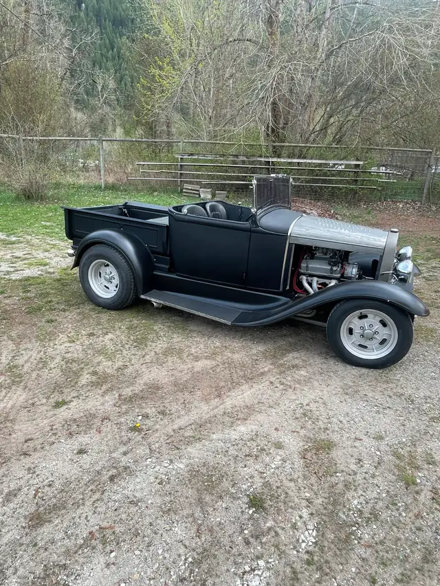1929 Ford Roadster Pickup - Photo 2