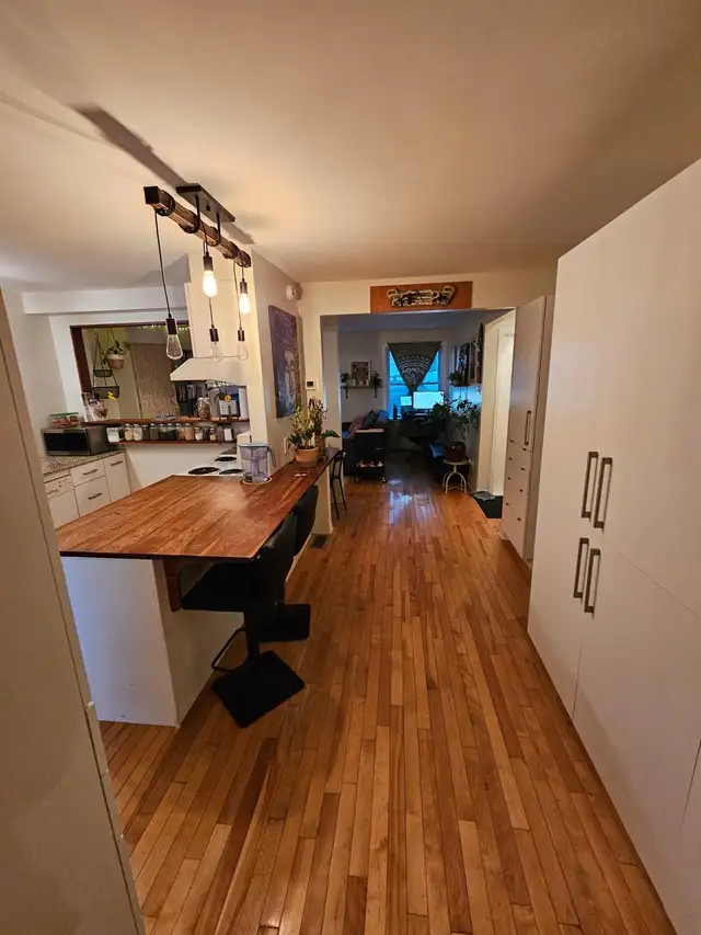 Magnifique 3-1/2 semi-meublé Saint-Jean-Baptiste avec terrasse - Photo 3