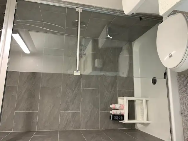 ONE VERY NICE BEDROOM FOR STUDENT RENT CLOSE THE BUS STOP - Photo 2