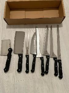 Knife set $10