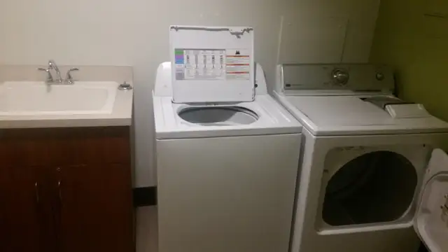 ONE BEDROOM APARTMENT  ON JASPER AVE. - Photo 5