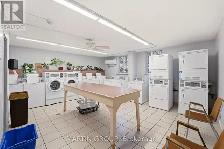 Room for rent in Hamilton, ON - Photo 8