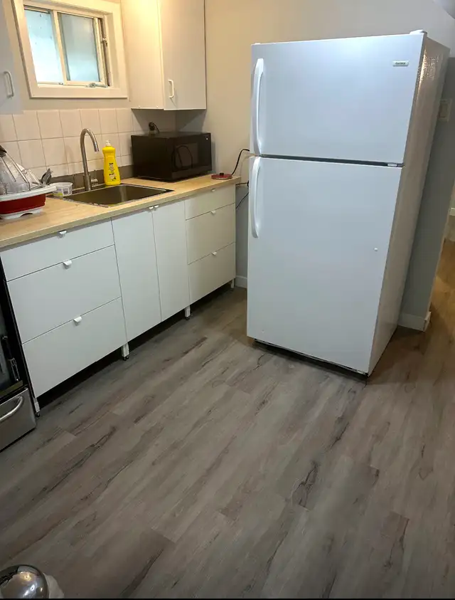 RENT A ROOM AT YONGE AND STEELES NEAR CENTER POINT MALL - Photo 6