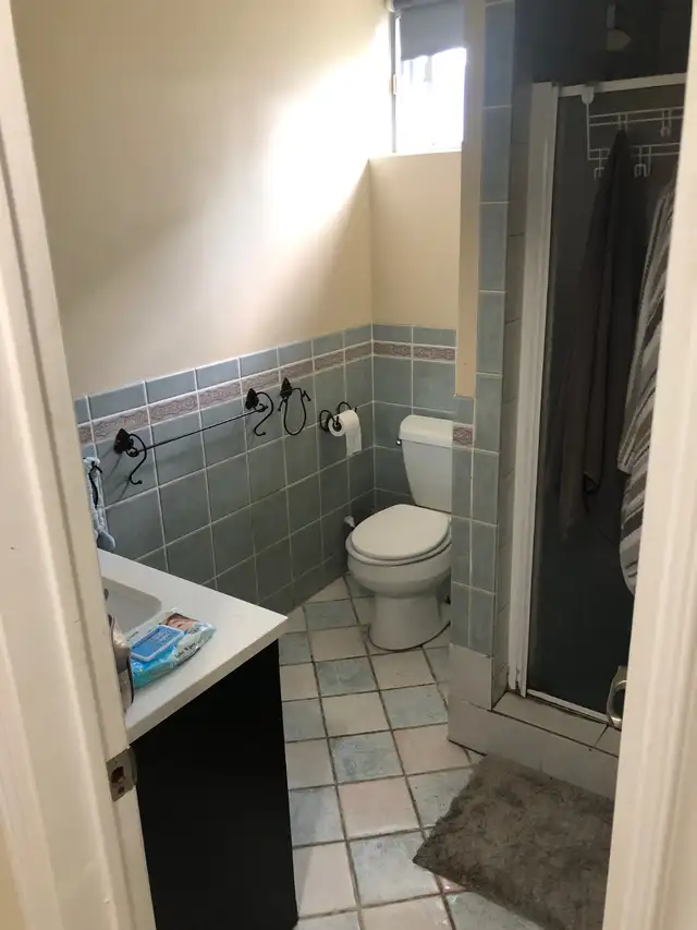 Whole basement of detached house for rent. Finch & Leslie - Photo 3