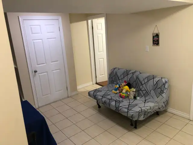 Whole basement of detached house for rent. Finch & Leslie - Photo 7