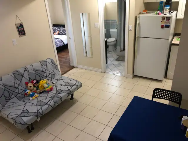 Whole basement of detached house for rent. Finch & Leslie - Photo 8