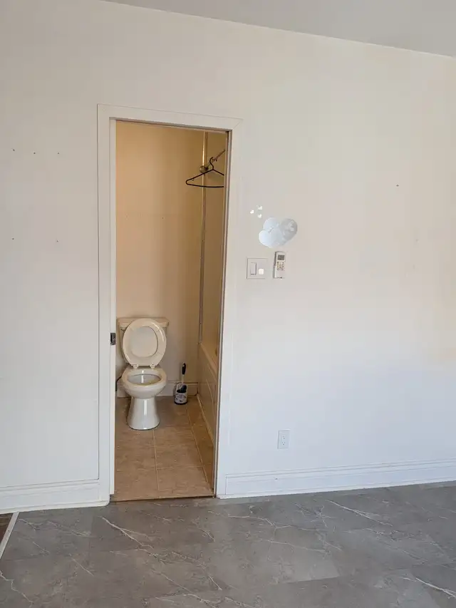 Beau 3 1/2 à louer - SJSR - Photo 7