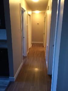 3 B/R apartment across from school - Photo 9
