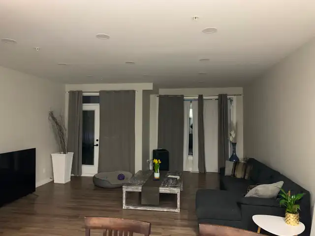 Room for rent /working professionals/