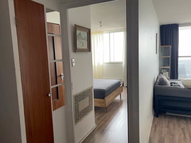 Furnished 3 1/2 Condo Plateau Mont-Royal, 20th floor, Pool & Gym - Photo 3