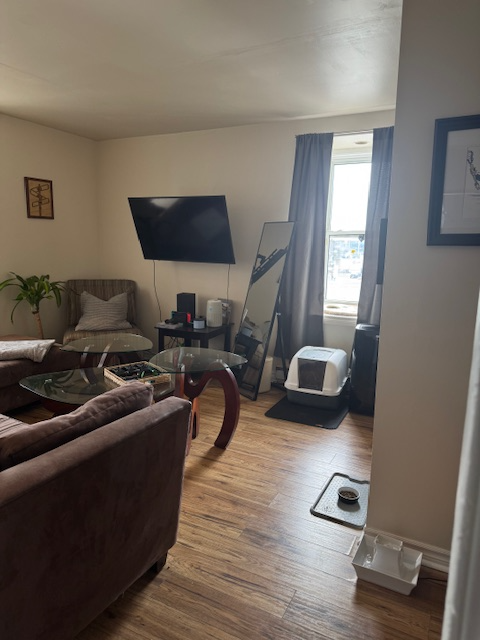 2 Bedroom in prime downtown Sudbury - Photo 7