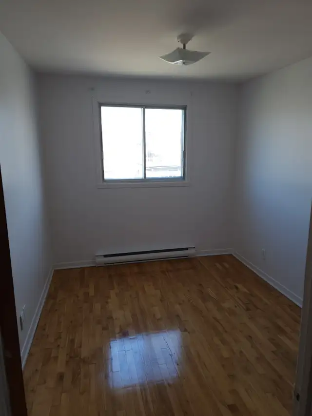 5 1/2 with air conditioner, one balcony and one patio - Photo 8