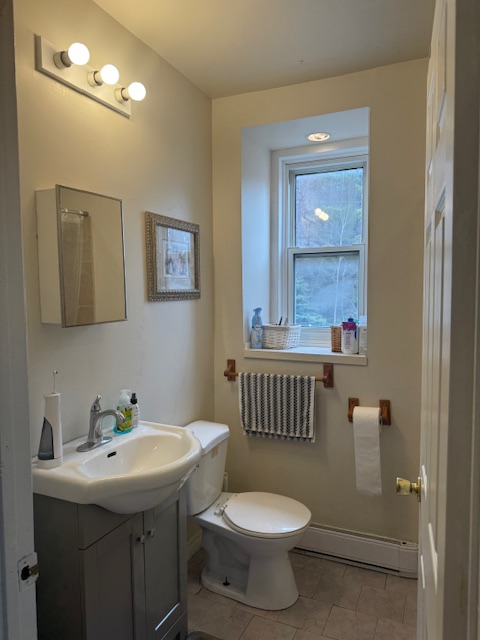 2 Bedroom in prime downtown Sudbury - Photo 3